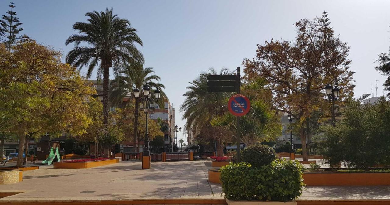 El Sombrero Apartment With Free Wifi Playa Del Cura Torrevieja Zewnętrze zdjęcie